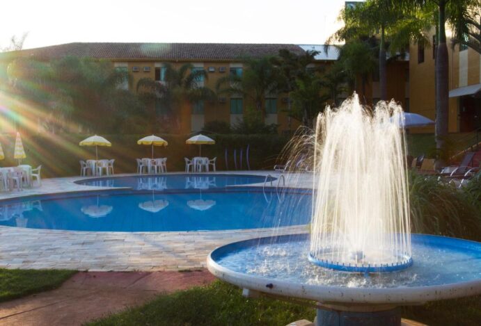 4 Hotéis em Franca com sala de reunião