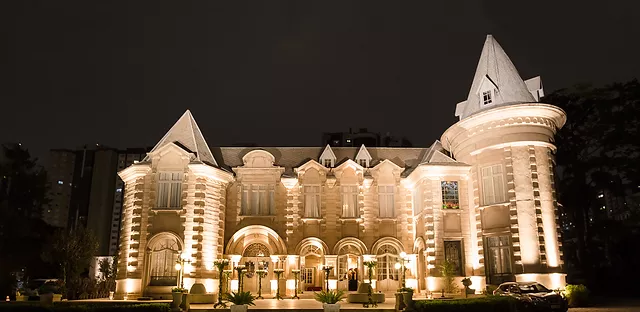 Curitiba o que fazer à noite bairro Batel