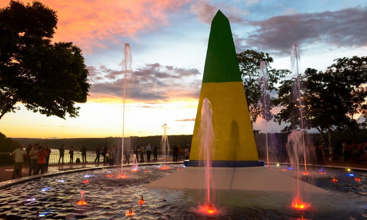 divertir com família em Foz do Iguaçu Argentina Paraguai e Brasil