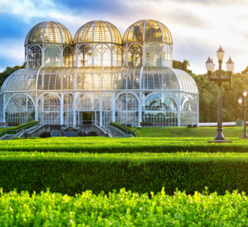 Saldão Nacional Inn em Curitiba: Cidade Verde e o seu Orçamento em Azul