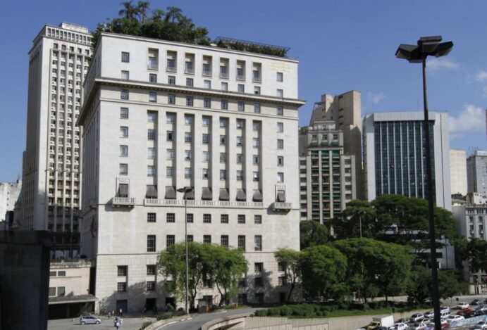 Descubra a História e Cultura de São Paulo: A Prefeitura no Edifício Matarazzo