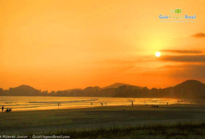 Guarujá: Onde Acompanhar o Nascer e o Pôr do Sol