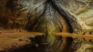 Aventura e Natureza em Altinópolis: Cachoeiras e Grutas para Descobrir pertinho de Ribeirão Preto