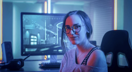 Quando o Multiverso da Diversão se Abre: O Bailão Nerd Invade São Carlos!