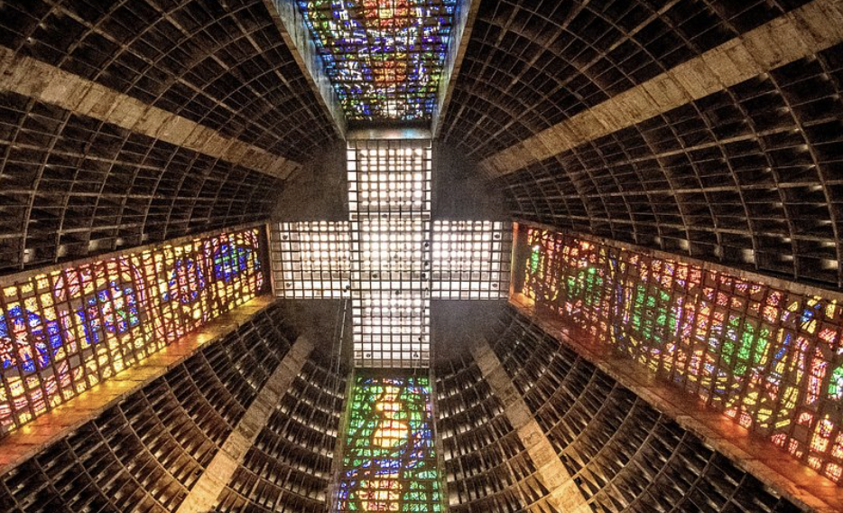 Catedral Metropolitana de São Sebastião Fé, História e Arte no Coração de Ribeirão Preto Catedral Metropolitana de São Sebastião: Fé, História e Arte no Coração de Ribeirão Preto